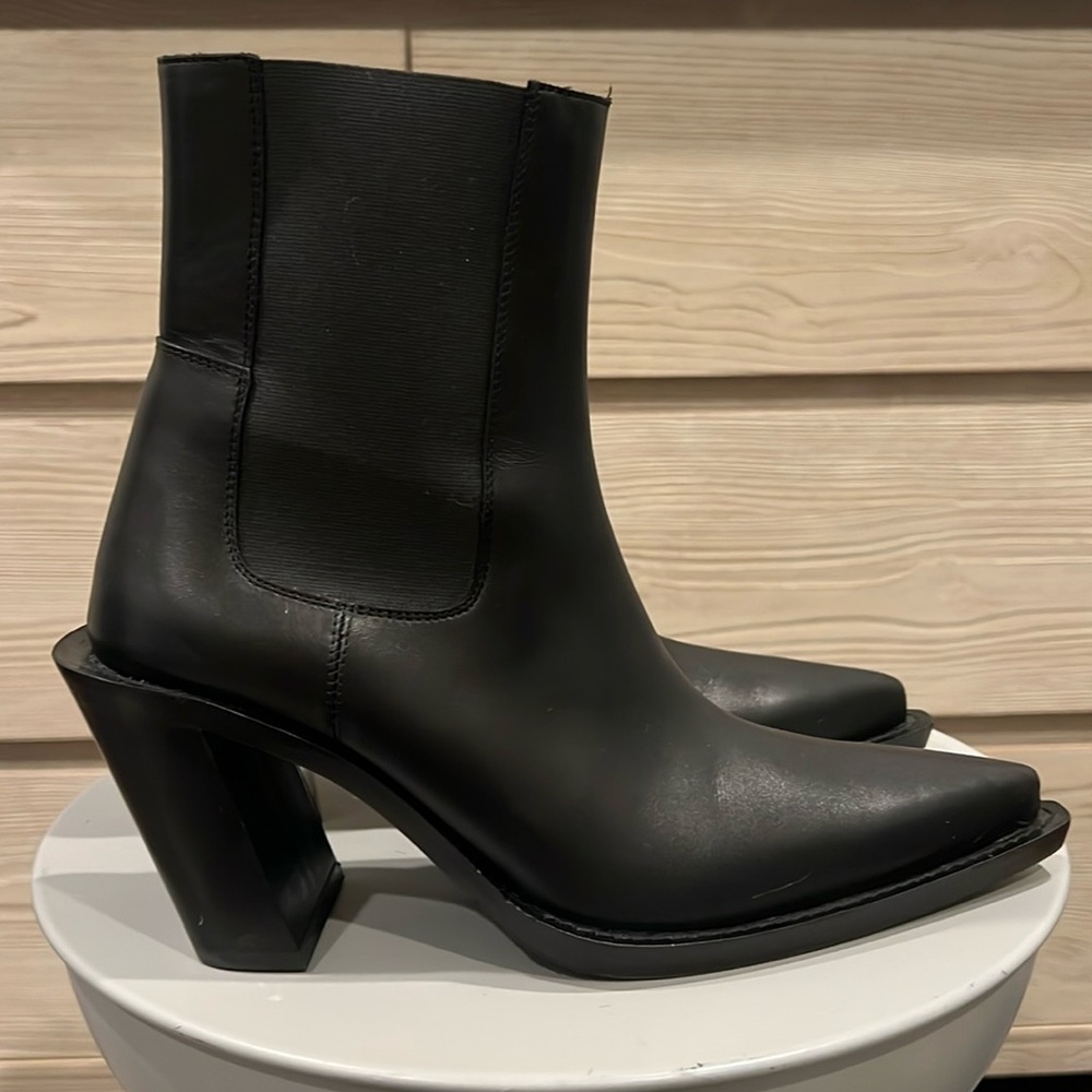Acne Studios boot, black leather. Womens 37